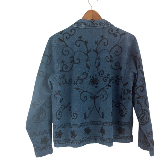 Parisian Works Embroidered Button Front Jean Shirt Shacket Blue Size Medium - Picture 3 of 10